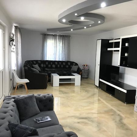 La Dede Calafat Exterior foto